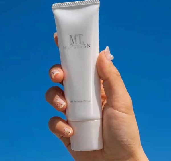 兰蔻防晒霜小白管怎么样