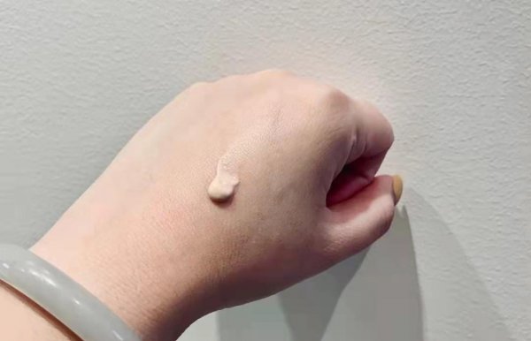 兰蔻防晒霜小白管怎么样