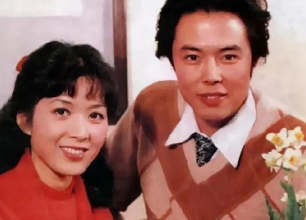 张铁林老婆是谁