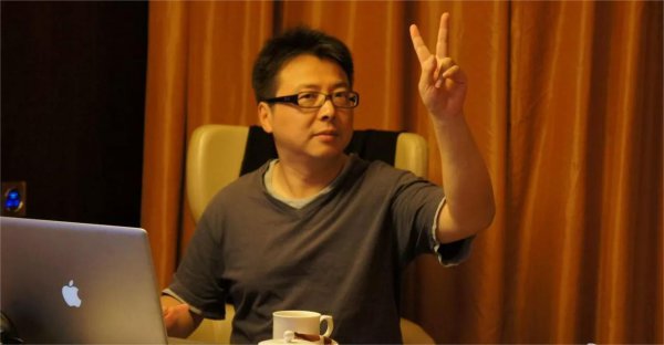 歌手黄龄的个人资料简介