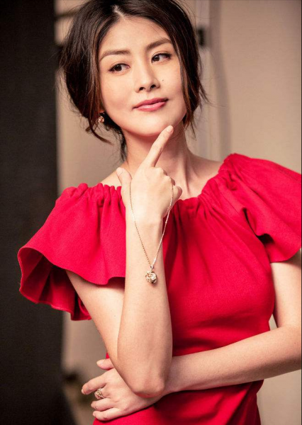 港圈公主陈慧琳家世显赫