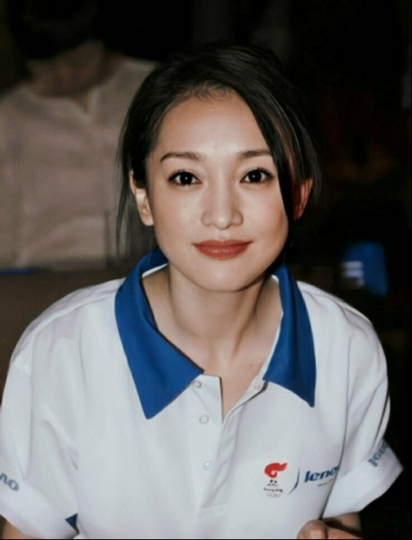 演员周迅简历个人简介