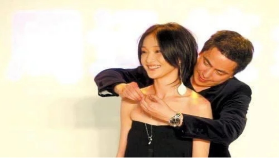 演员周迅简历个人简介