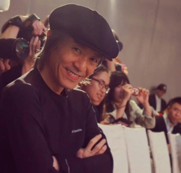 周星驰多少岁了