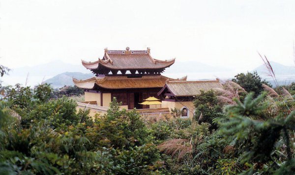 黄老邪的桃花岛在哪里