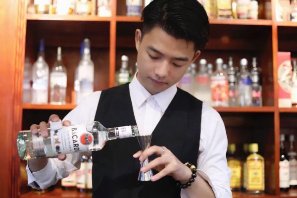 调酒师这个行业前景怎么样