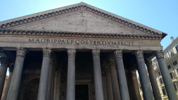 穹顶有个大洞的万神庙不会漏雨吗