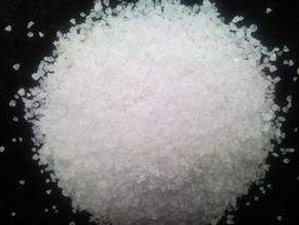 玻璃是用什么原料做出来的