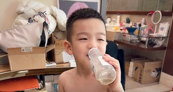 高迪和大美的宝宝叫什么