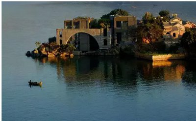 杨丽萍的太阳宫和月亮宫在哪里 太阳宫和月亮宫现在拆了吗