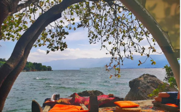 杨丽萍的太阳宫和月亮宫在哪里