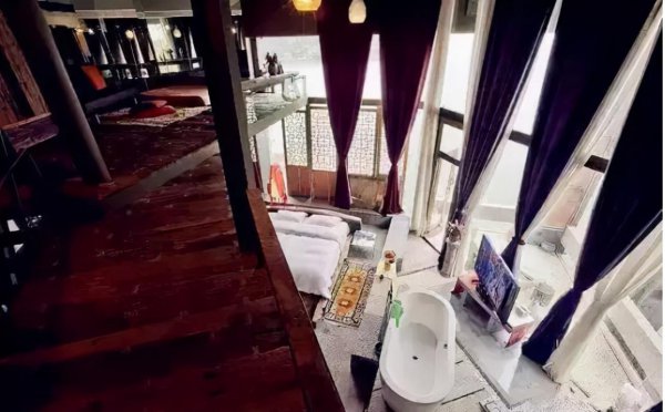 杨丽萍的太阳宫和月亮宫在哪里