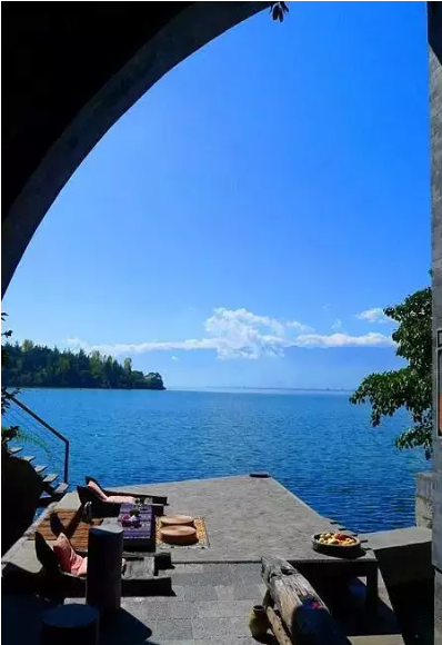 杨丽萍的太阳宫和月亮宫在哪里