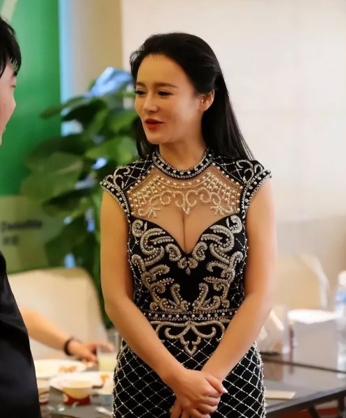 邹市明的个人资料简介