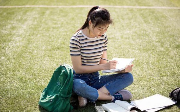 大学奖学金一般多少钱