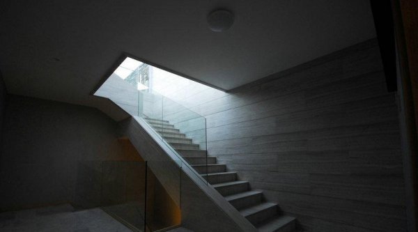 洋房一楼带地下室是个坑吗