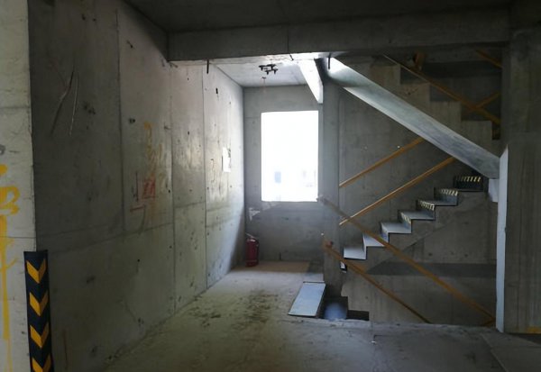 洋房一楼带地下室是个坑吗