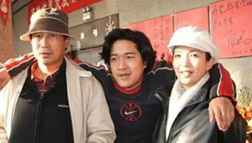 孙海英的个人资料简介及家世