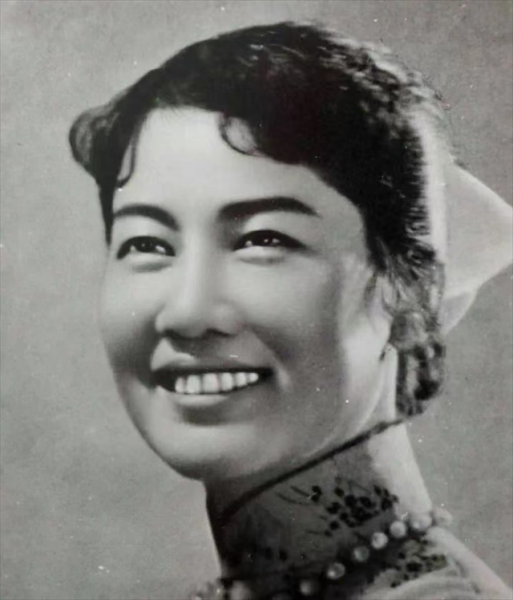 老艺术家张瑞芳个人资料简历