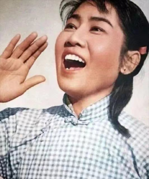 老艺术家张瑞芳个人资料简历