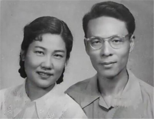 老艺术家张瑞芳个人资料简历