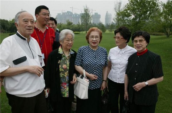 老艺术家张瑞芳个人资料简历