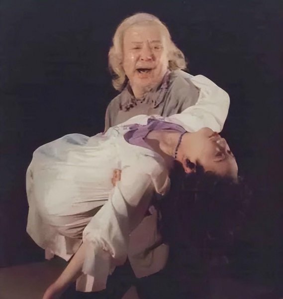 李默然基本情况简介