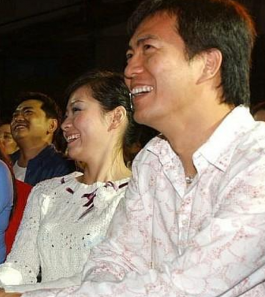 黄健翔为什么被央视解雇