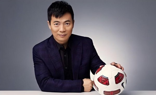 黄健翔为什么被央视解雇