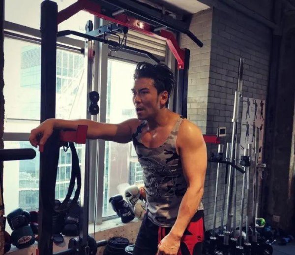 著名香港男演员都有谁