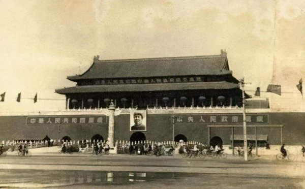 天安城门写的是什么字