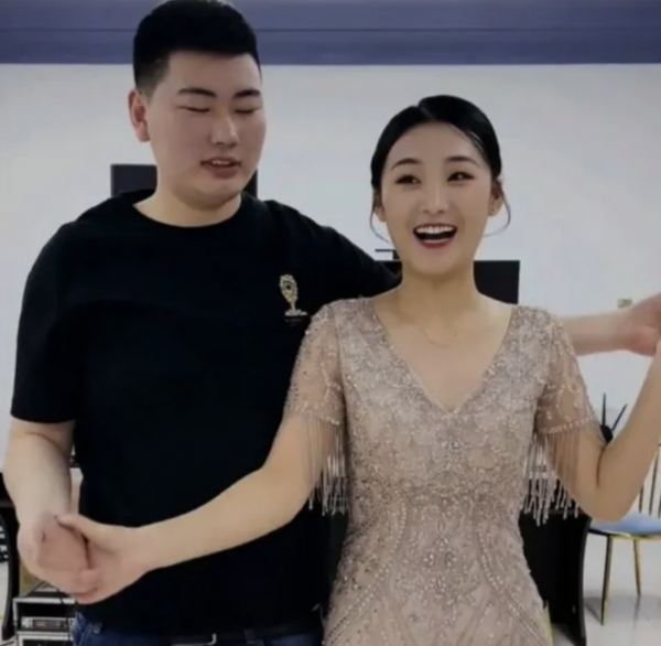 陈亚男个人资料简介