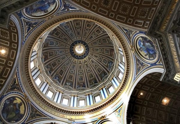 世界第一大教堂在哪里