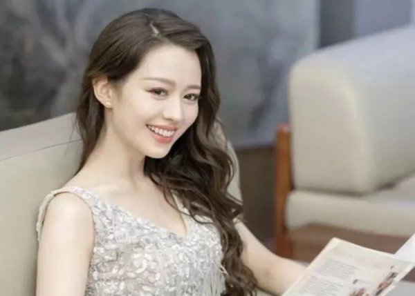 吉娜个人资料简介