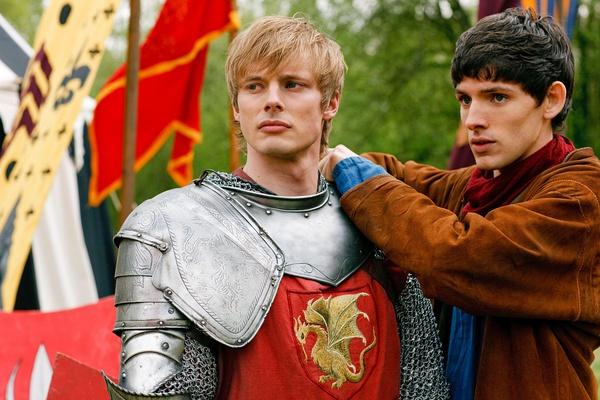 哈利波特中的梅林是谁