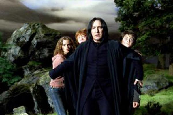 哈利波特中的梅林是谁