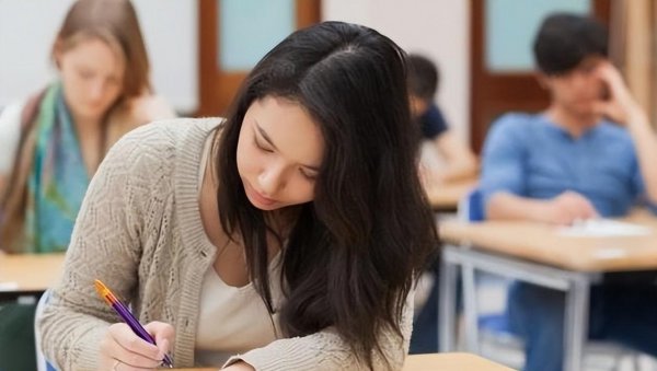 高考有考满分750分的考生吗