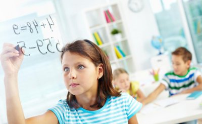 直觉思维具有的特点 如何才能培养学生的直觉思维