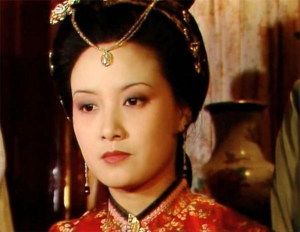 王熙凤是谁的妻子