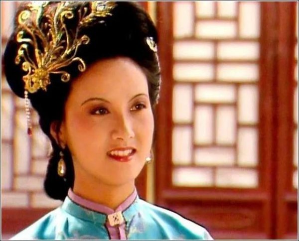 王熙凤是谁的妻子