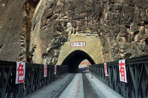 经过怒江大桥为什么鸣笛