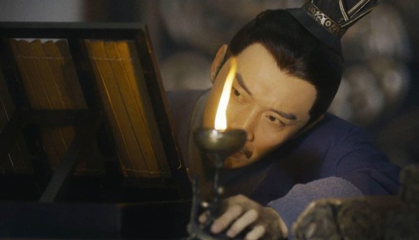 小说雪中悍刀行里北凉王徐骁的历史原型是谁