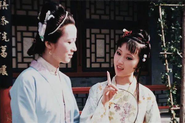 团扇的寓意和象征