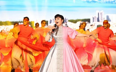 歌唱家殷秀梅简历介绍 著名歌唱演员殷秀梅一共几任丈夫