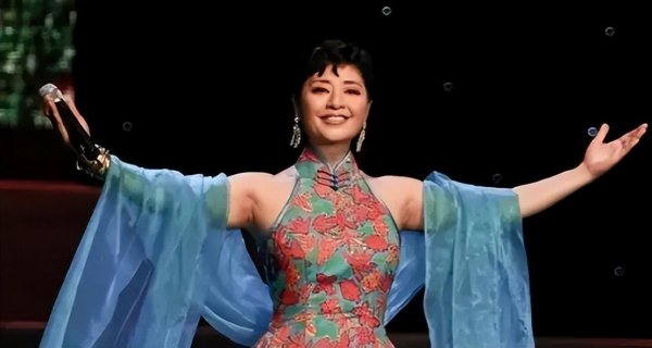 歌唱家殷秀梅简历介绍