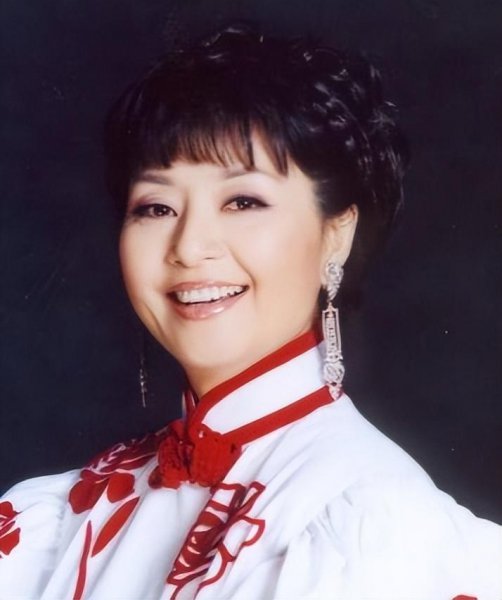 歌唱家殷秀梅简历介绍