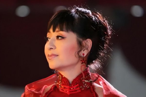 歌唱家殷秀梅简历介绍