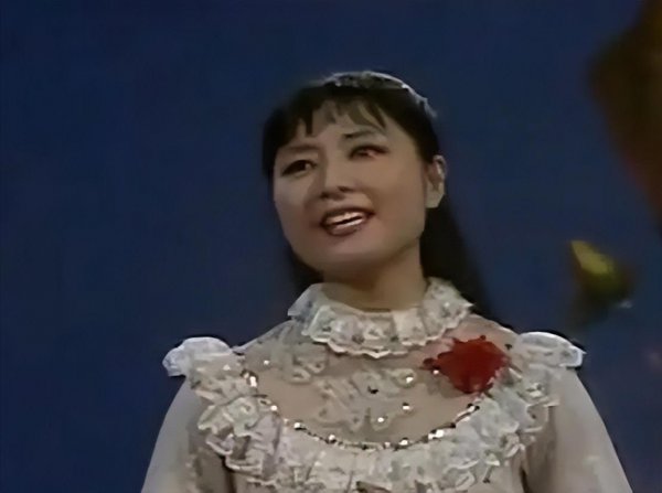 歌唱家殷秀梅简历介绍