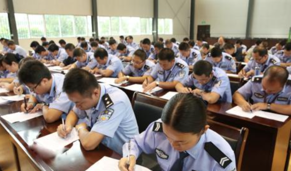 辅警可以转为正式警察吗