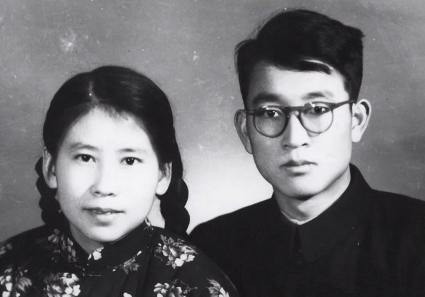 作家刘绍棠的简介